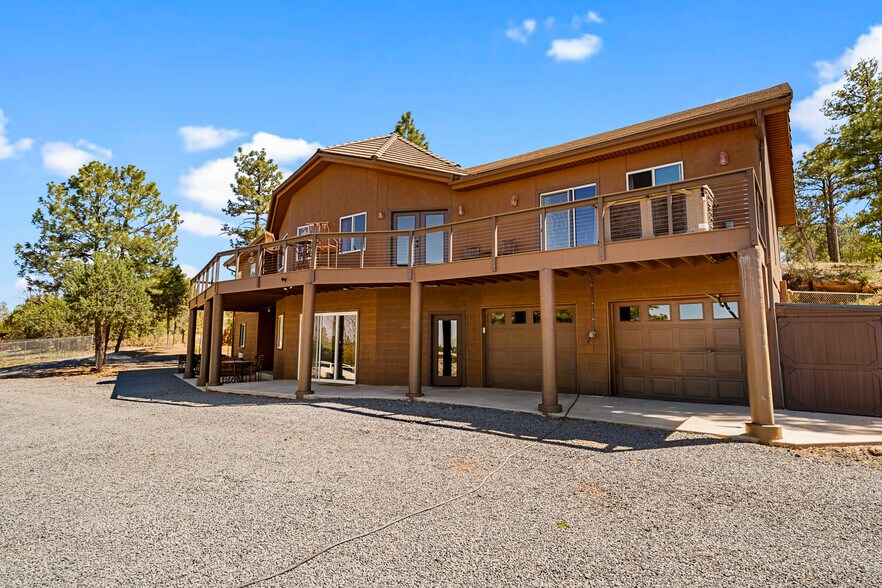 More Photos Of 7056 Bustin Dutch Trl, Show Low Multifamily For Sale
