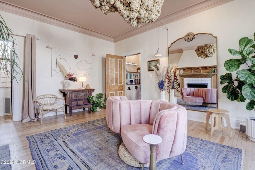 More Photos Of 118 S 4th St, Wilmington Hospitality For Sale