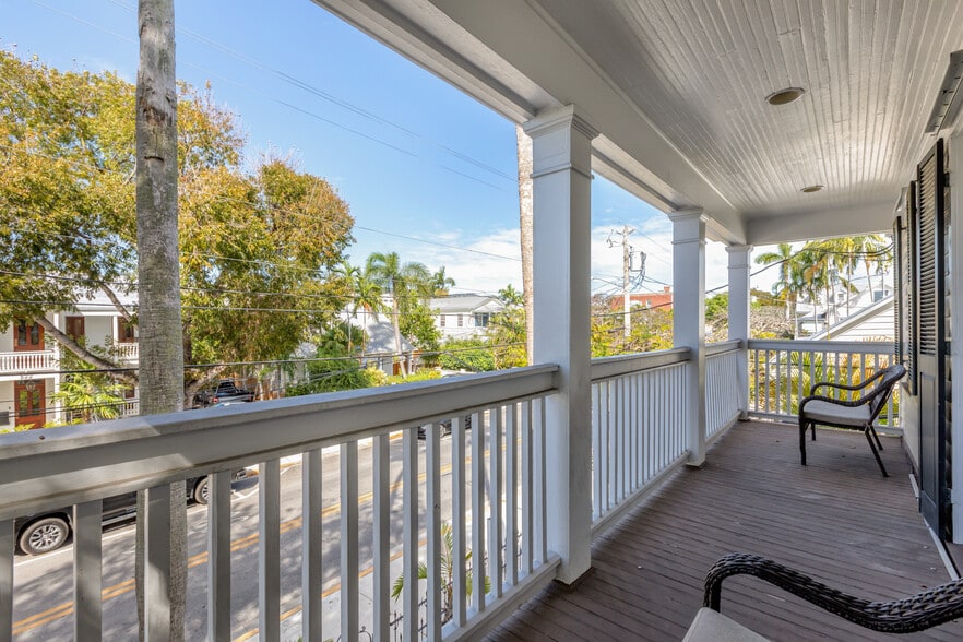 More Photos Of 525 Simonton St, Key West Specialty For Sale