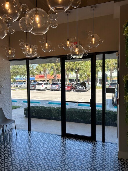 More Photos Of 1680 SE 3rd Ct, Deerfield Beach Loft Creative Space For Lease