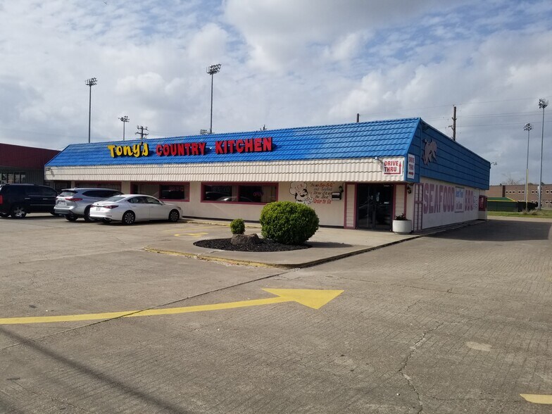 More Photos Of 1911 Aldine Bender Rd, Houston Restaurant For Sale