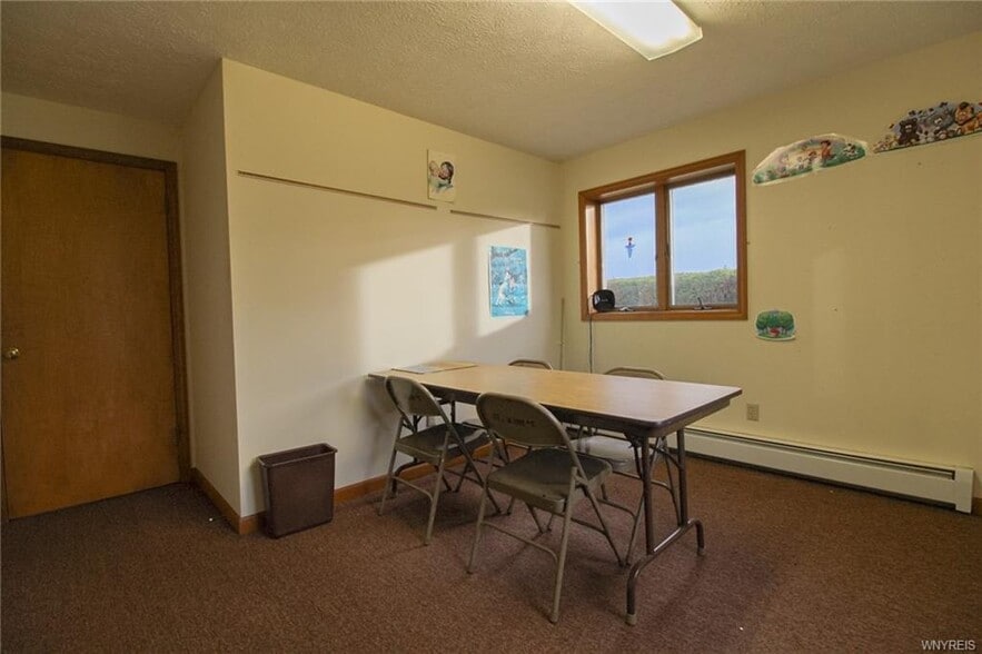 More Photos Of 16789 Kenmore Rd, Kendall Office For Sale