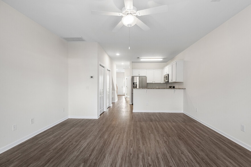 More Photos Of Village Rd @ Dresser Lane, Leland Apartments For Sale