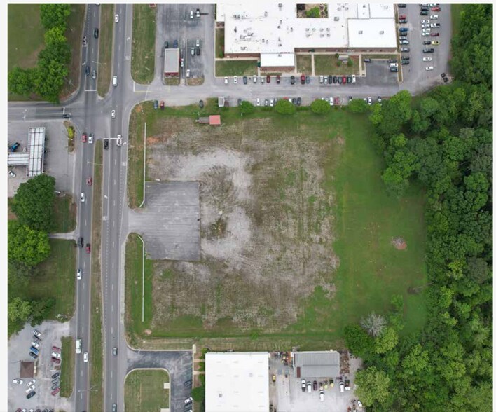 Primary Photo Of 3012 Highway 31 S, Decatur Land For Sale