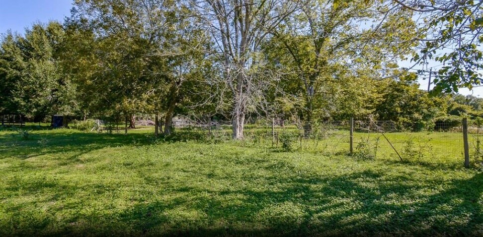 More Photos Of 627 Fellows Rd, Houston Land For Sale
