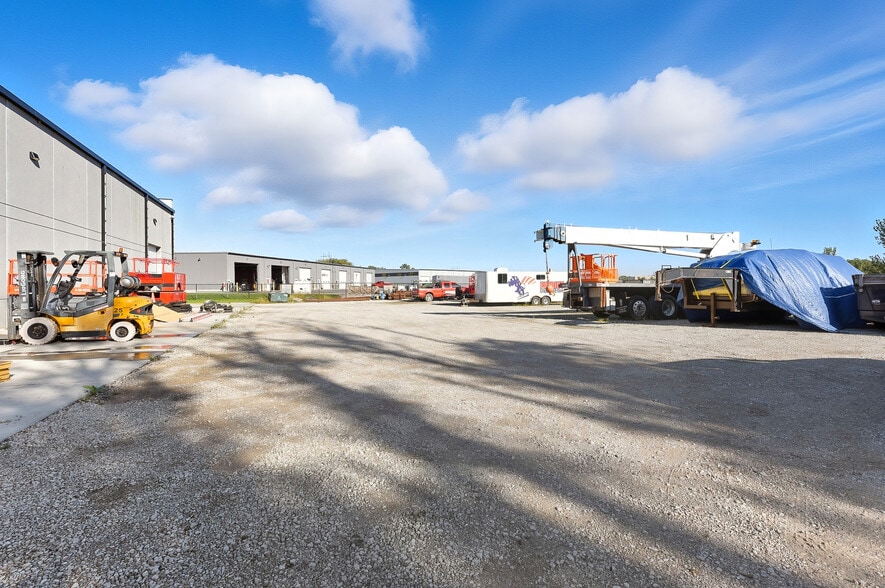 More Photos Of 14217 S 220th St, Gretna Distribution For Lease