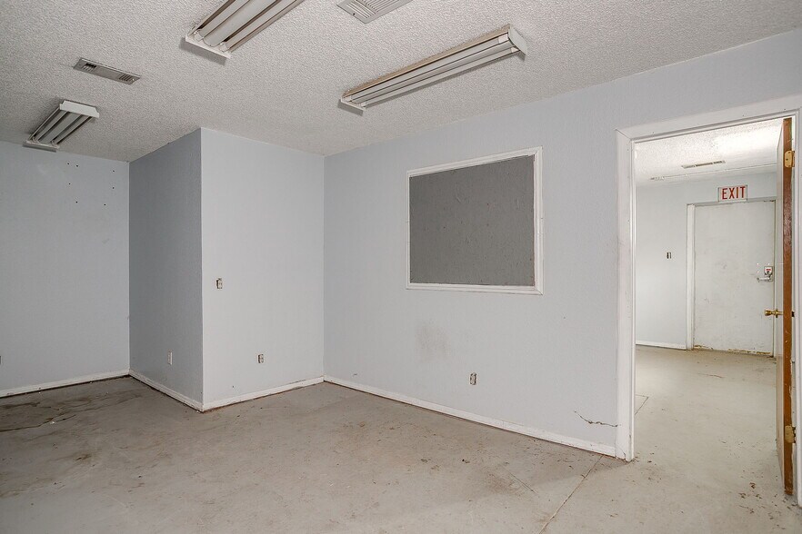 More Photos Of 1814 Barnett Dr, Weatherford Unknown For Lease