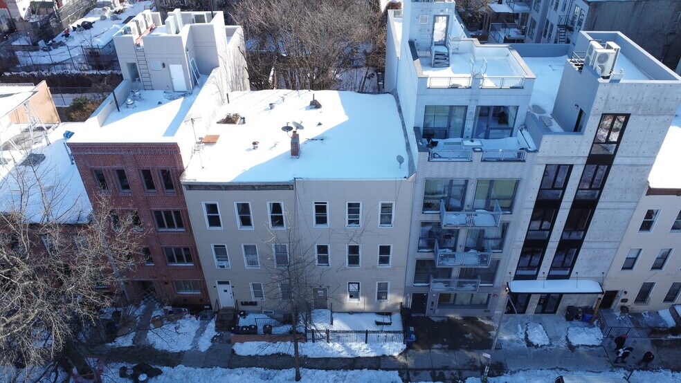 More Photos Of 732 Prospect Pl, Brooklyn Flex For Sale