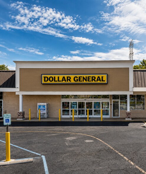 More Photos Of 1403-1415 N DuPont Hwy, New Castle Storefront For Sale