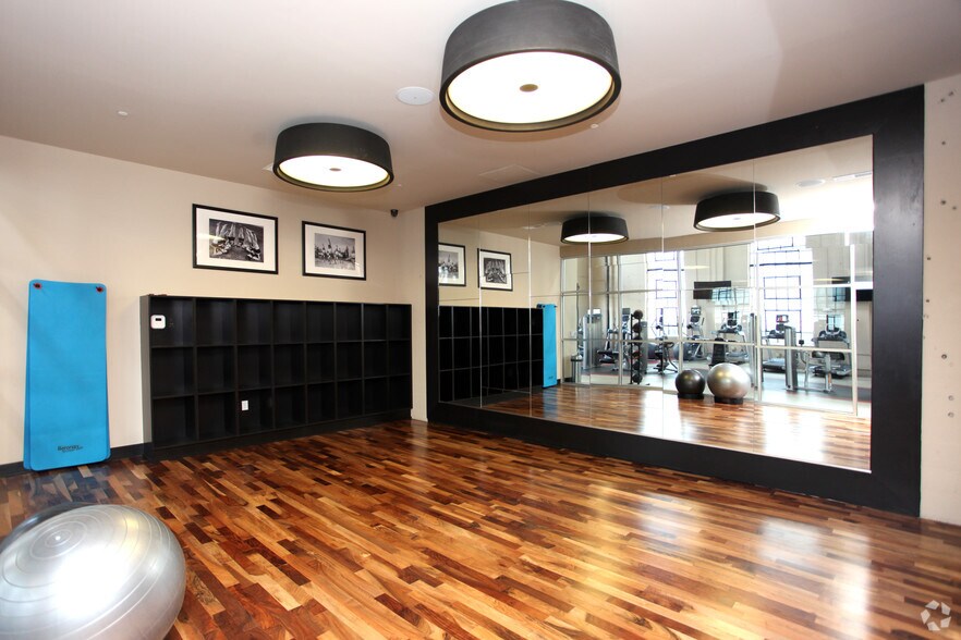 More Photos Of 575 E 4th St, Winston-Salem Apartments For Lease