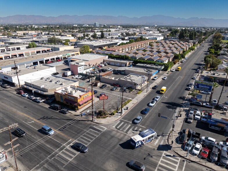 More Photos Of 7610 Sepulveda Blvd & 15243 Saticoy St., Van Nuys Land For Lease