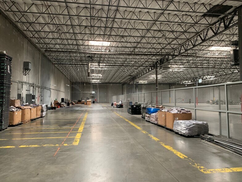 More Photos Of 1705 Texas Ave, El Paso Warehouse For Sale