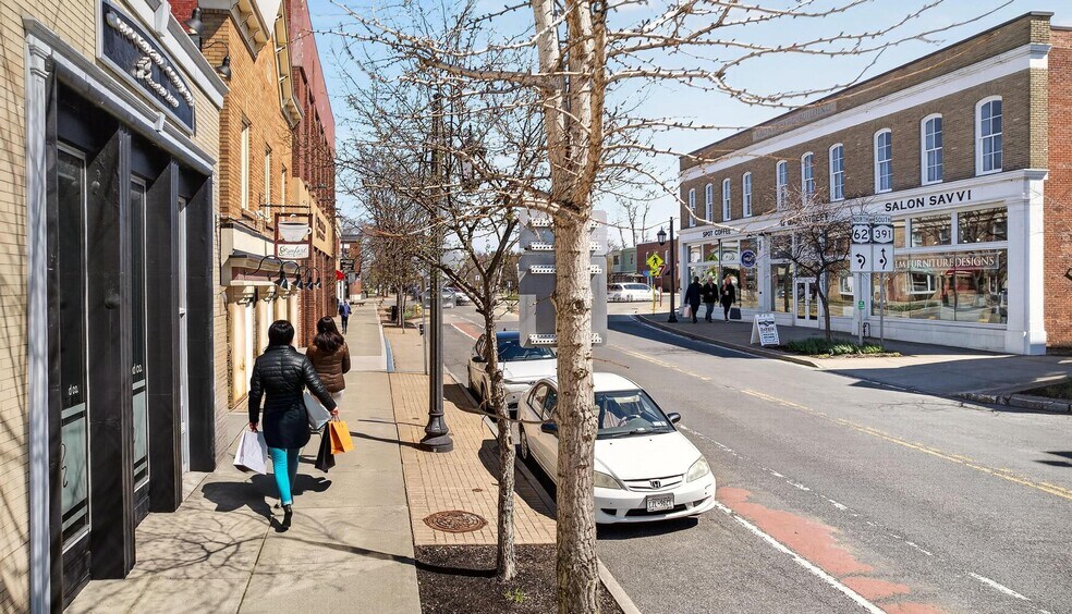 More Photos Of 21 Main St, Hamburg Storefront Retail Office For Sale