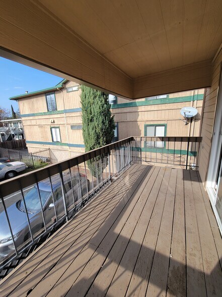 More Photos Of 2067 Riley Ct, Concord Apartments For Sale