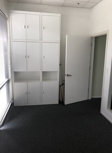 More Photos Of 7010 Soquel Dr, Aptos Office For Lease