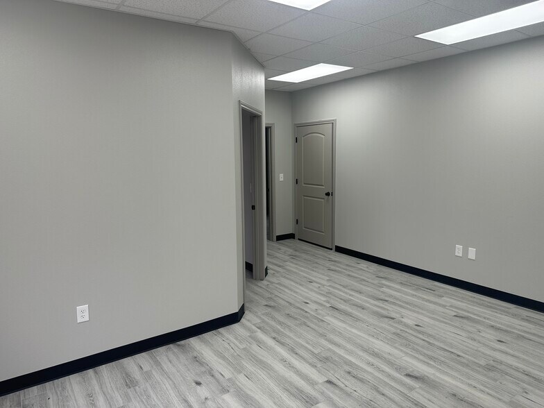 More Photos Of 3015 W County Road 135, Midland Industrial For Lease