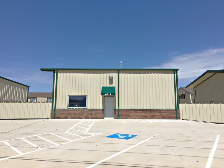More Photos Of 4602-4616 Maverick St, Amarillo Warehouse For Lease