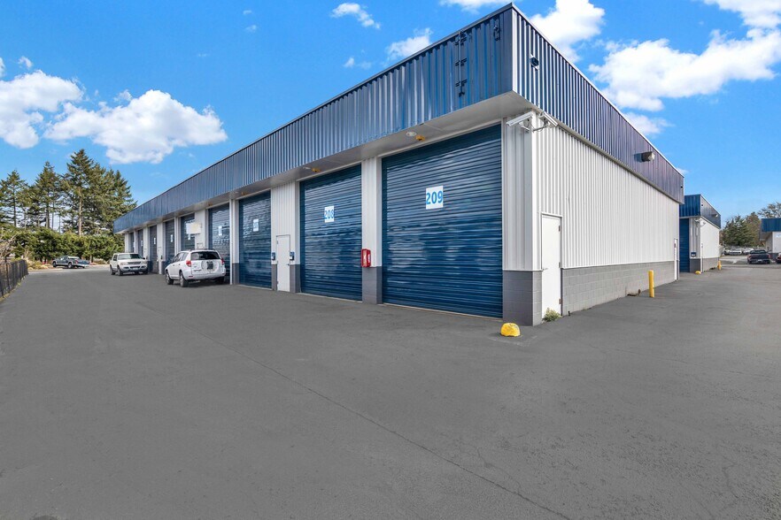 More Photos Of 2200 109th St S, Tacoma Self Storage For Lease