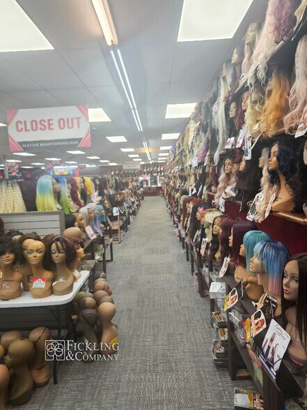 More Photos Of 3627 Mercer University Dr, Macon-Bibb Freestanding For Lease