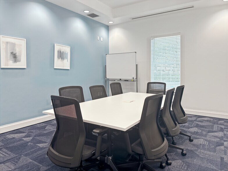 More Photos Of 235 N Westmonte Dr, Altamonte Springs Coworking Space