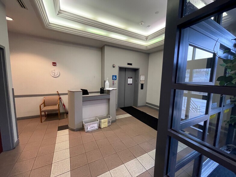 More Photos Of 1020 Madison Ave, Pittsburgh Medical For Sale