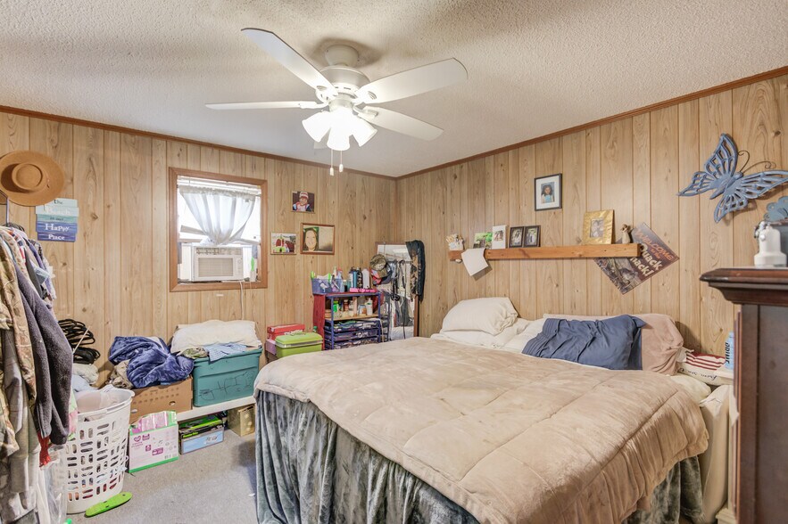 More Photos Of 21 Midget Dr, Toccoa Restaurant For Sale