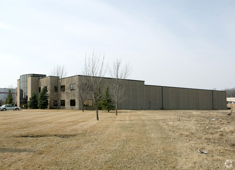 More Photos Of 4250 Norex Dr, Chaska Warehouse For Lease