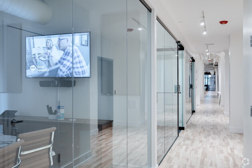 More Photos Of 1315 Walnut St, Philadelphia Office For Lease