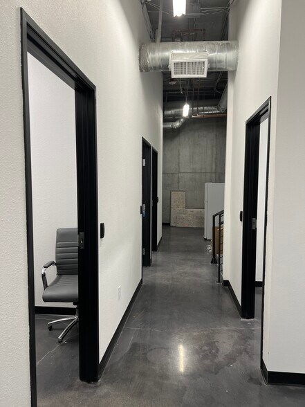 More Photos Of 353 E Bonneville Ave, Las Vegas Apartments For Lease