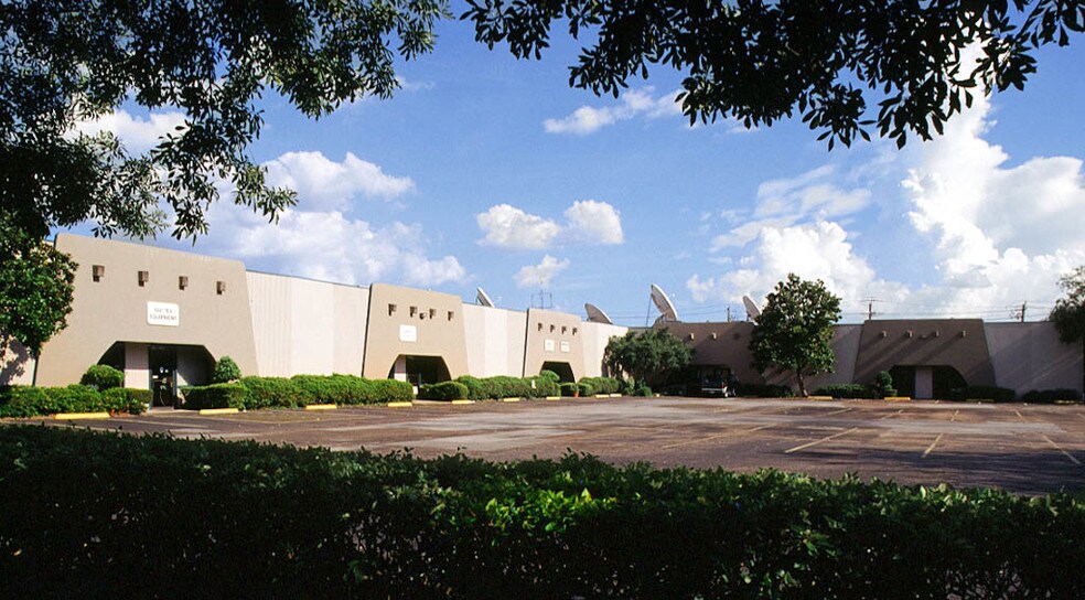 More Photos Of 6001-6501 Westline Dr, Houston Unknown For Lease