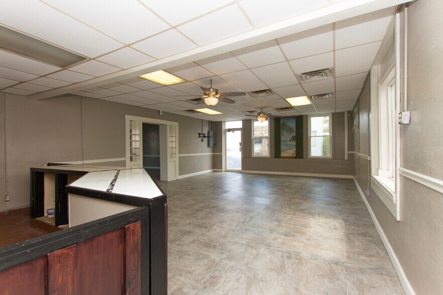 More Photos Of 815 Andrew Jackson Way NE, Huntsville Restaurant For Lease