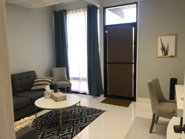 More Photos Of 45445 Portola Ave, Palm Desert Medical For Lease