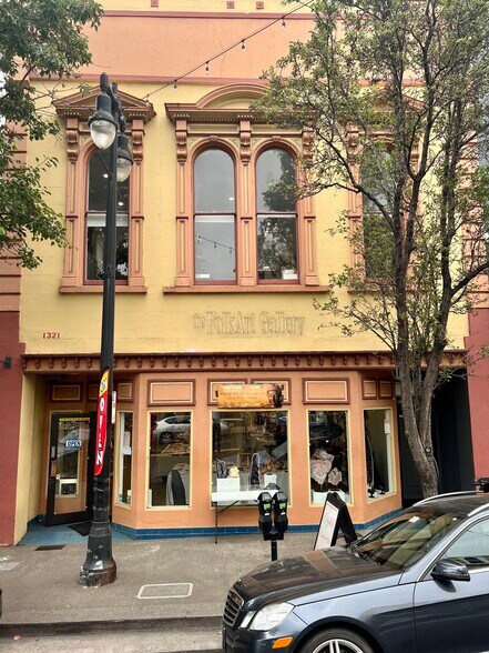 More Photos Of 1321-1323 4th St, San Rafael Storefront Retail Office For Sale