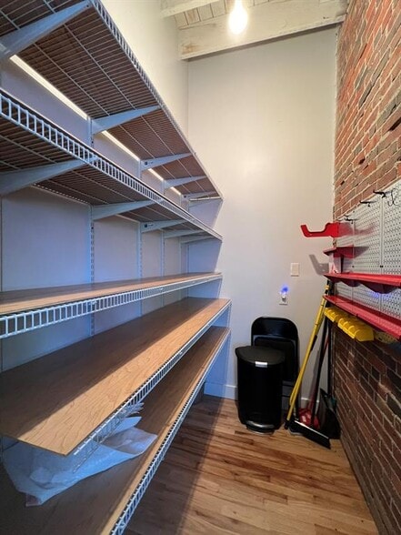 More Photos Of 700 Keogh Ct, Great Falls Light Distribution For Lease