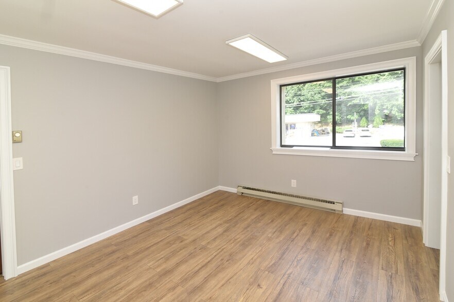 More Photos Of 155 Main St, Brewster Office For Sale