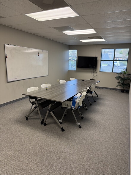 More Photos Of 1400 Westgate Center Dr, Winston-Salem Medical For Lease