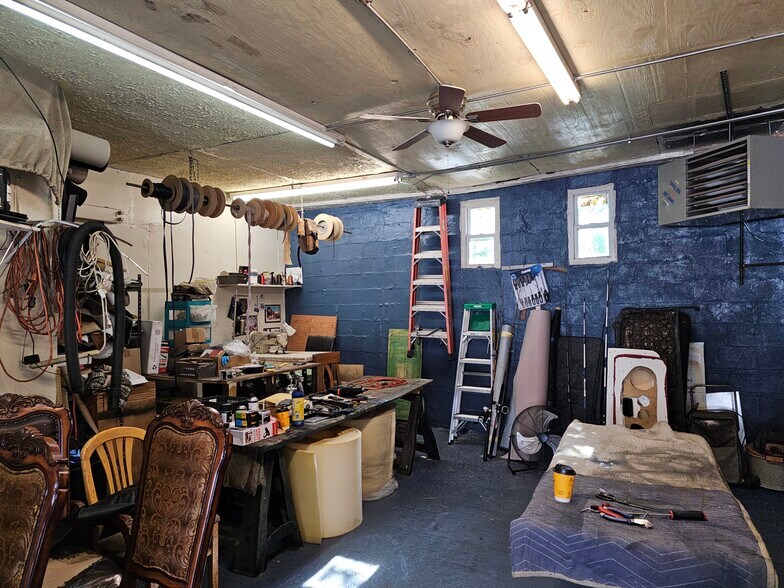 More Photos Of 290-292 Presidential Blvd, Paterson Warehouse For Sale