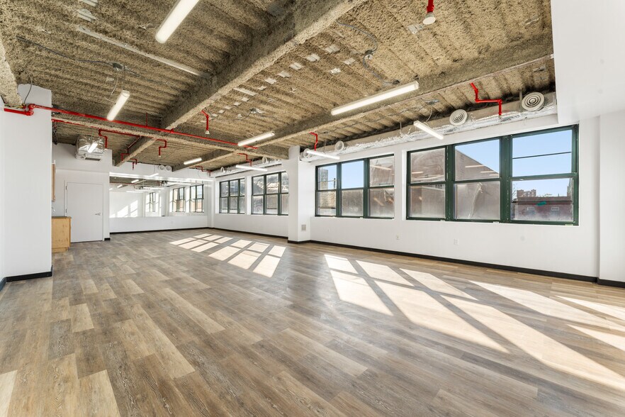 More Photos Of 164 20th St, Brooklyn Office For Lease