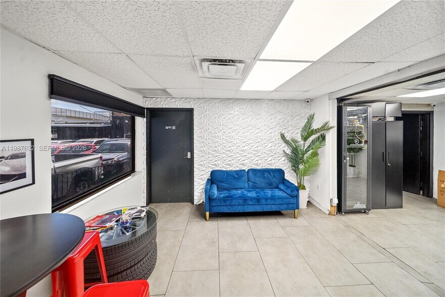 More Photos Of 5700 NW 27th Ave, Miami Auto Repair For Sale