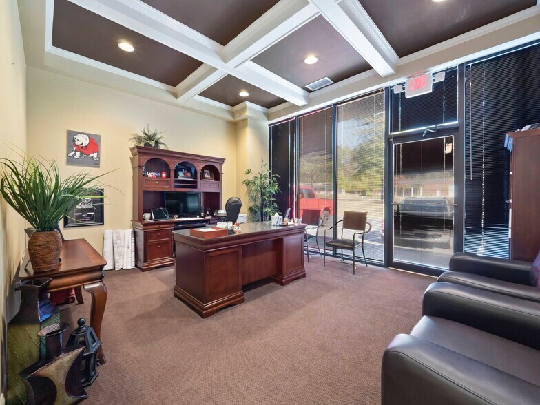 More Photos Of 5224 Palmero Ct, Buford Flex For Sale