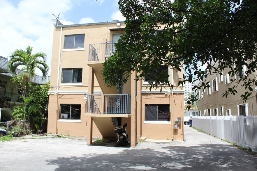 More Photos Of 1044 SW 3rd St, Miami Apartments For Sale