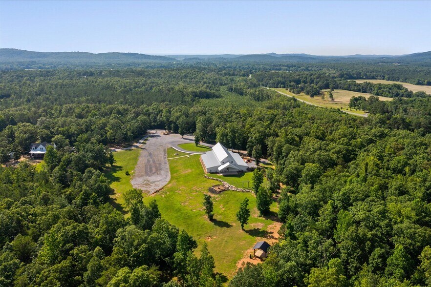 More Photos Of 2948 Holly Creek Cool Sprgs Rd, Chatsworth Specialty For Sale