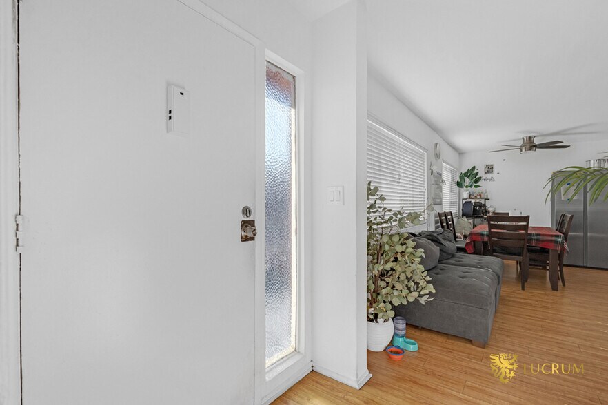 More Photos Of 6652 Darby Ave, Reseda Apartments For Sale