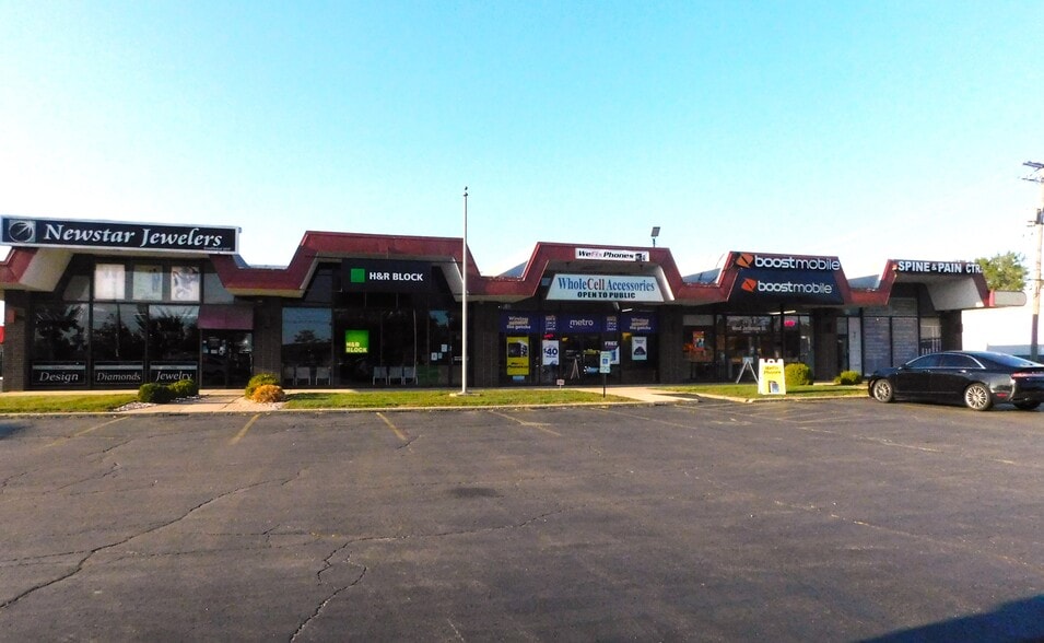 More Photos Of 2413-2419 W Jefferson St, Joliet Freestanding For Lease