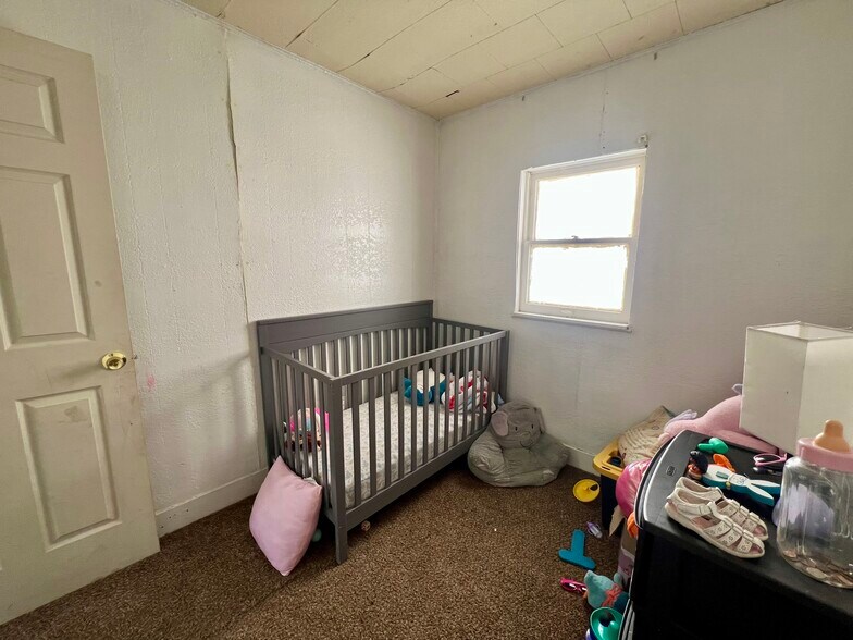 More Photos Of 2502 Pine Ave, Mattoon Apartments For Sale