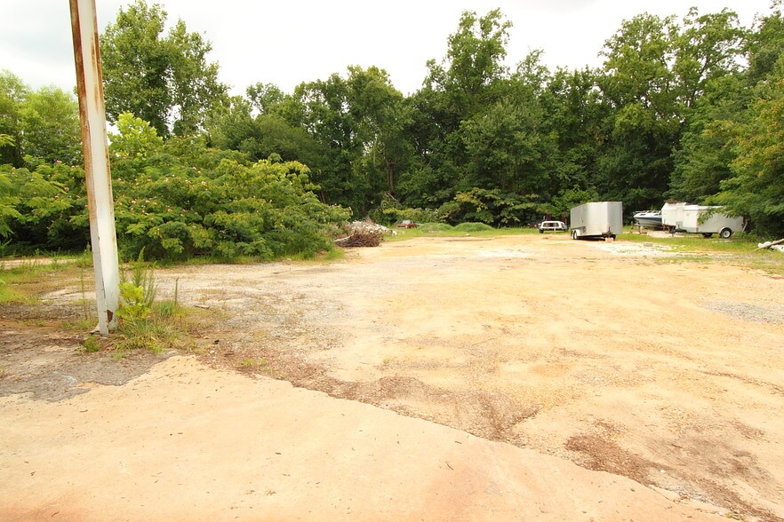 More Photos Of 4030 Seaguard Ave, Portsmouth Warehouse For Lease