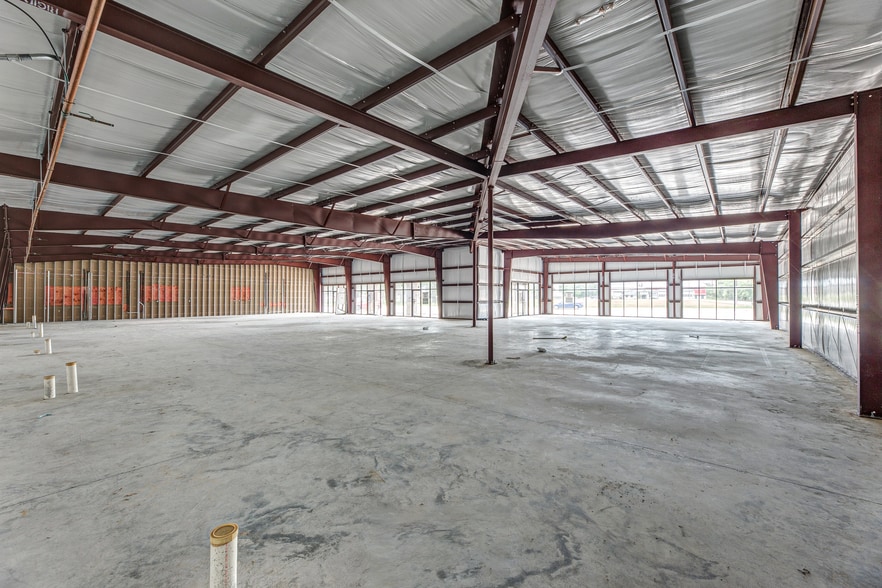 More Photos Of 12723 Cutten Rd, Houston Storefront For Sale