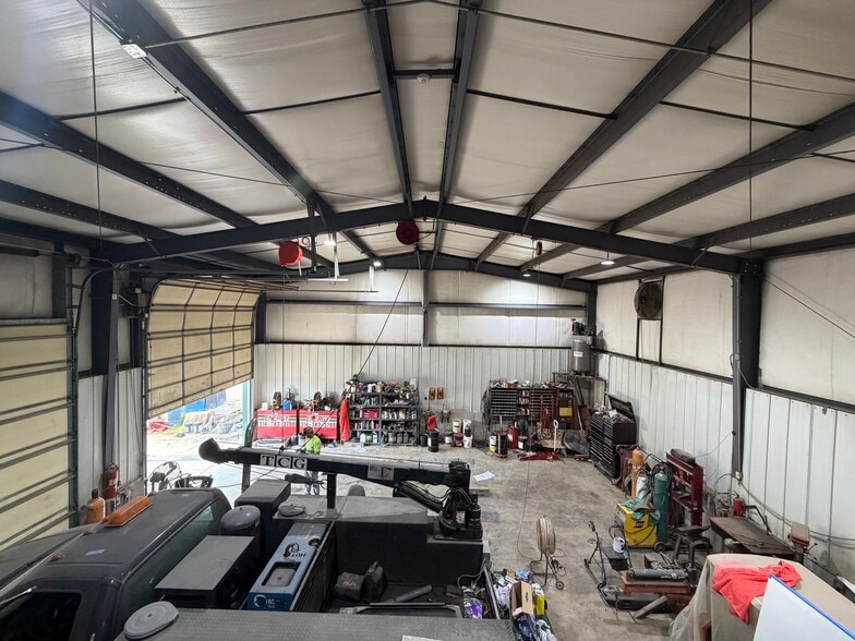 More Photos Of 2005 Highway Z, Pevely Industrial For Sale