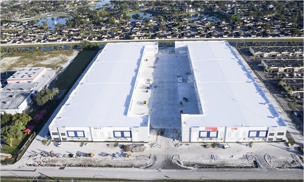 More Photos Of 6505 NW 167th St, Hialeah Unknown For Lease