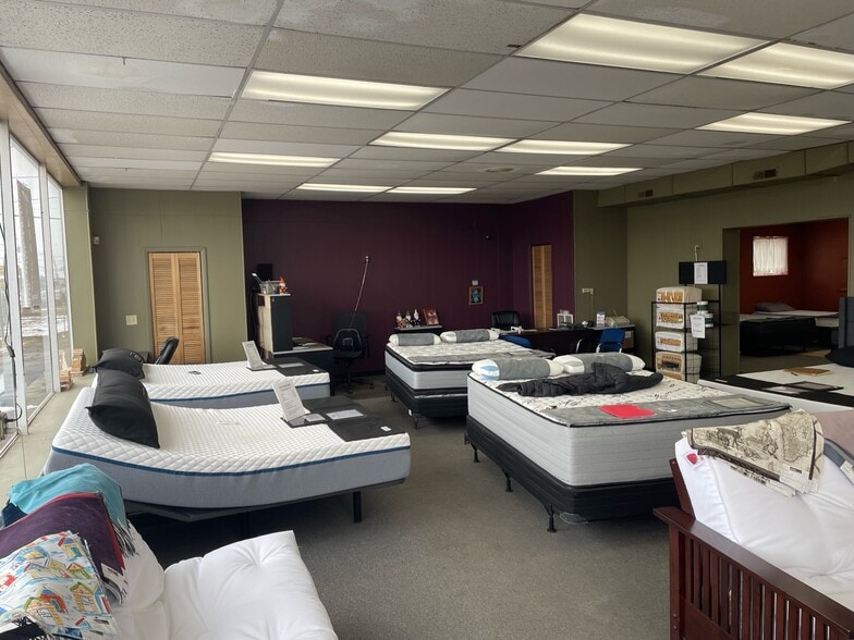 More Photos Of 2792 Erie Blvd E, Syracuse Freestanding For Sale